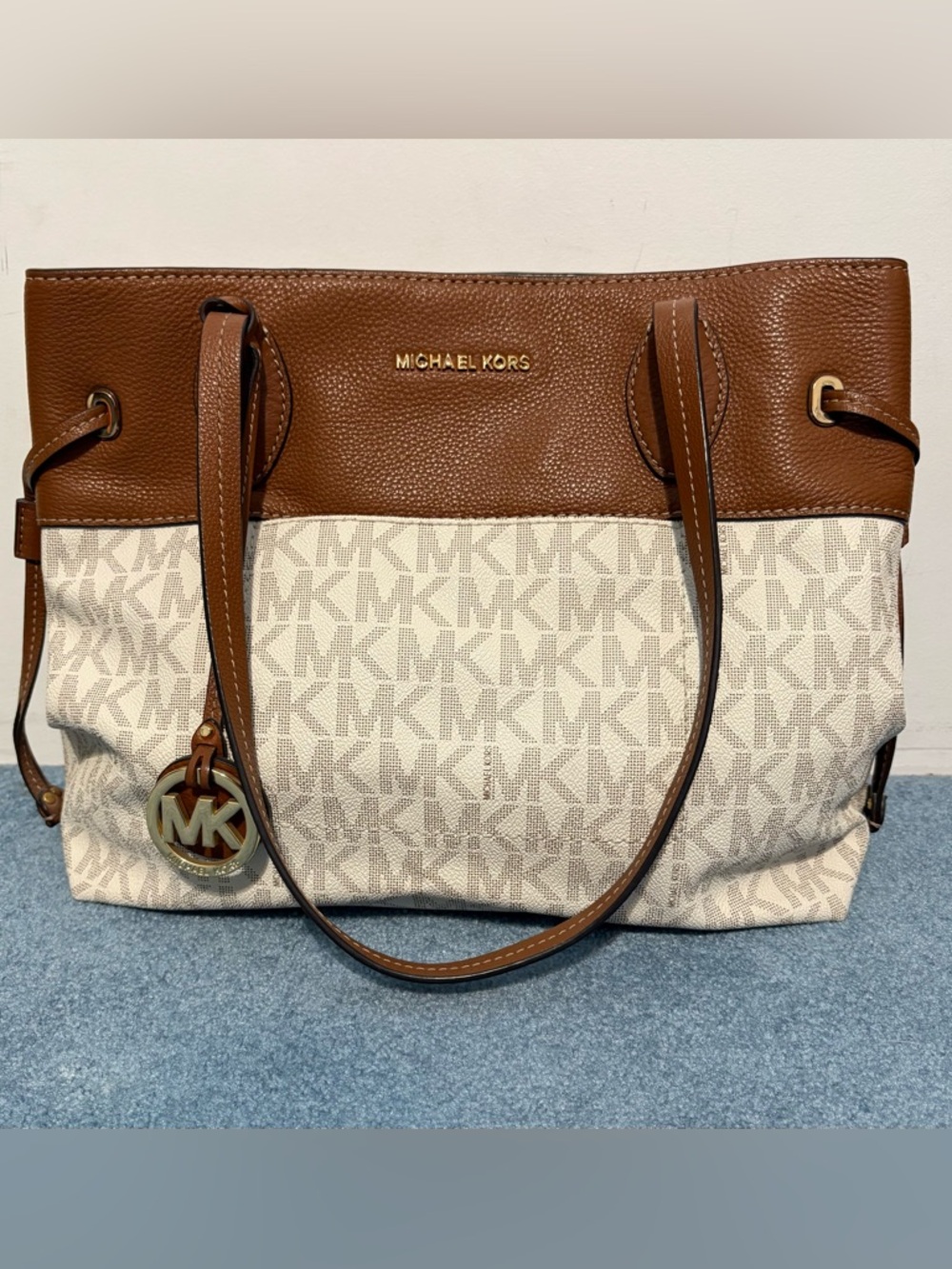 Michael Kors Marina North South Large Drawstring Tote